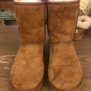 UGG classic short boots